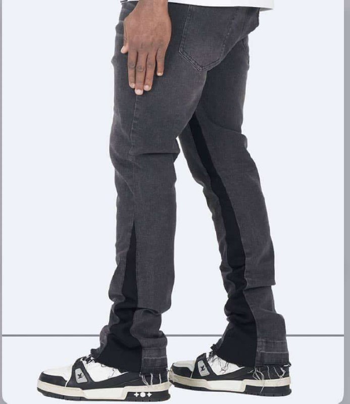 Side-Stripe Flared Jeans.